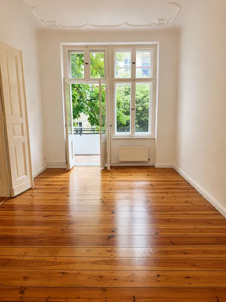 Stilvolle 2-Zimmer-Altbauwohnung mit Balkon in Top-Lage Steglitz — photo 1